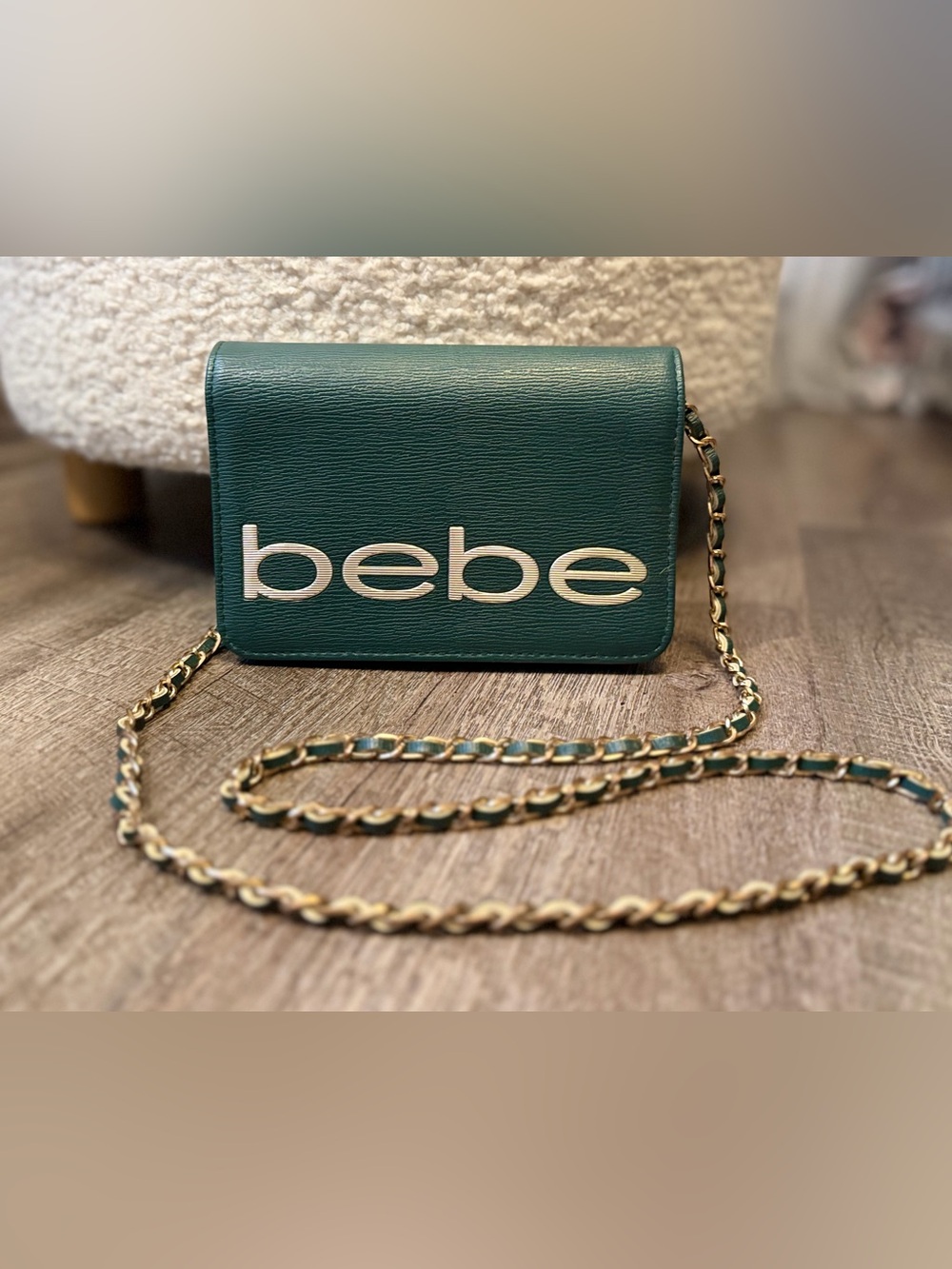 bebe Green Logo Chain Crossbody Wallet Purse Gold Hardware Y2K EUC